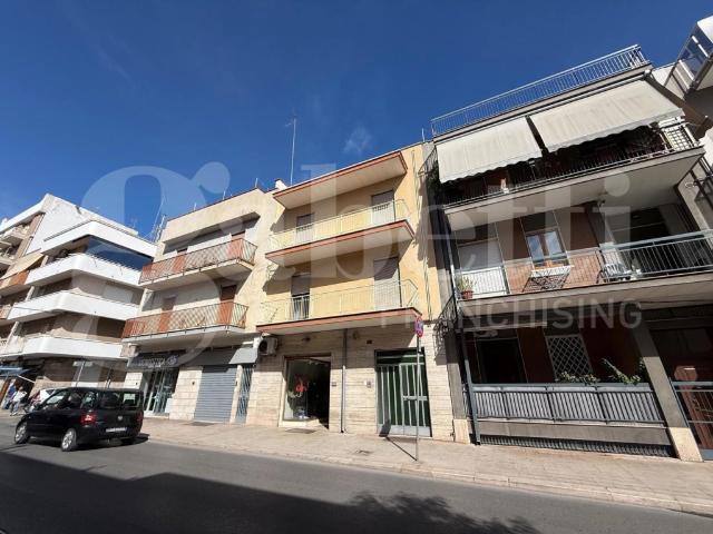 Stabile/palazzo in vendita ad Andria