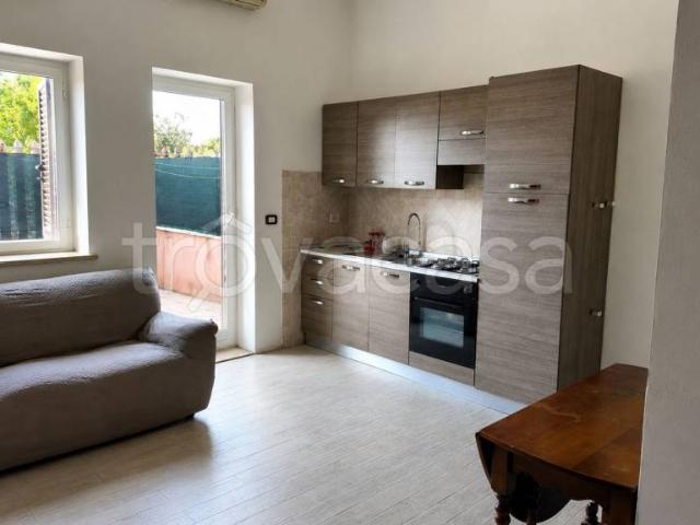 Stabile/palazzo in affitto a Roma, Corcolle