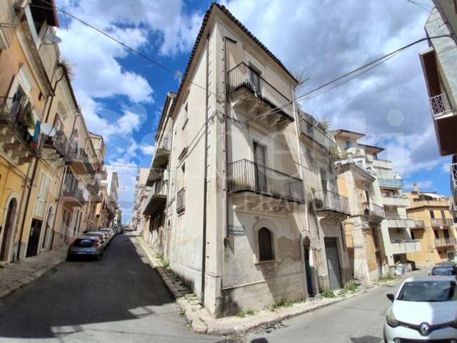 Stabile/Palazzo Ragusa. Rif.: Cod. rif 3320153VRG