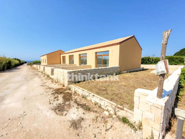 Stabilimento Balneare in vendita a Portopalo di Capo Passero