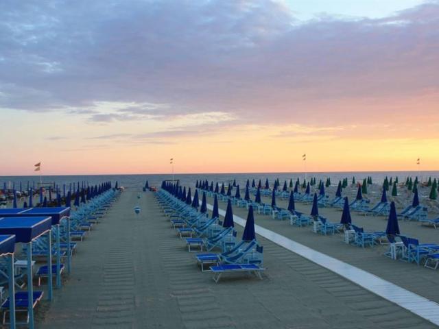 Stabilimento balneare in vendita a Viareggio