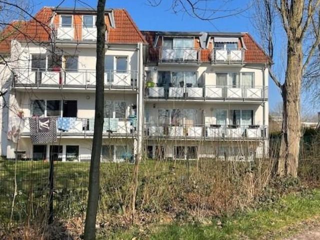 Stade Altländer Viertel: 3 Zimmer Dachgeschosswohnung mit tollem Ausblick