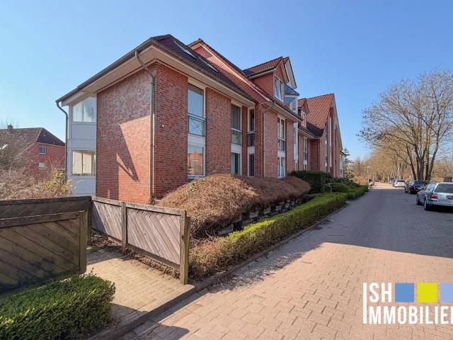 Stade: Innenstadtnahe 1,5 Zimmer Wohnung mit Tiefgarage