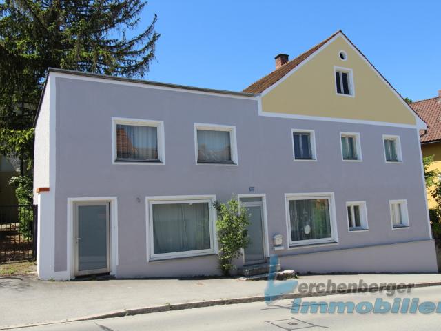 Platz für 2 Generationen, Stadthaus in Landau a.d.Isar