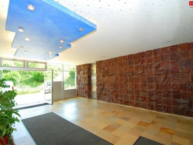 stadtliebhaber aufgepasst: zentrales wohnen mit top infrastruktur in naturnahem umfeld loggia mit herrlichem ausblick!