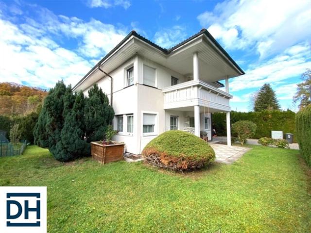 STADTRANDVILLA mit Einliegerwohnung in Premium Lage Wals