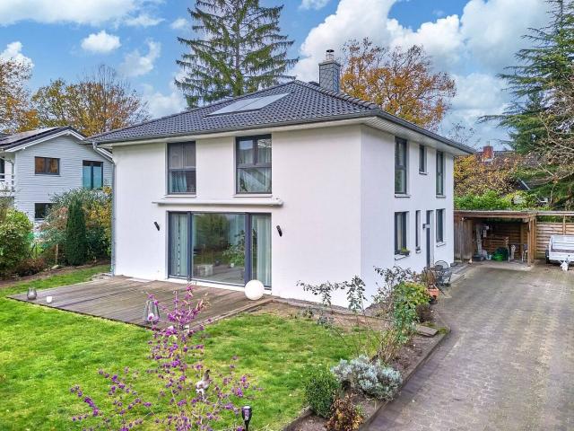 Stadtvilla mit Vollkeller neuwertig, in sehr ruhiger, bevorzugter Lage