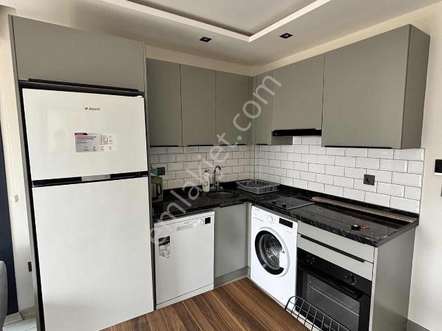 Stadyum Karşısı Göl Manzaralı Bulvar Üzeri Ultra Lüx 1+1 Eşyalı