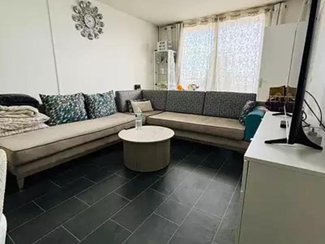 Stains 93240 Achat / Vente appartement 2 pièces t2 cave