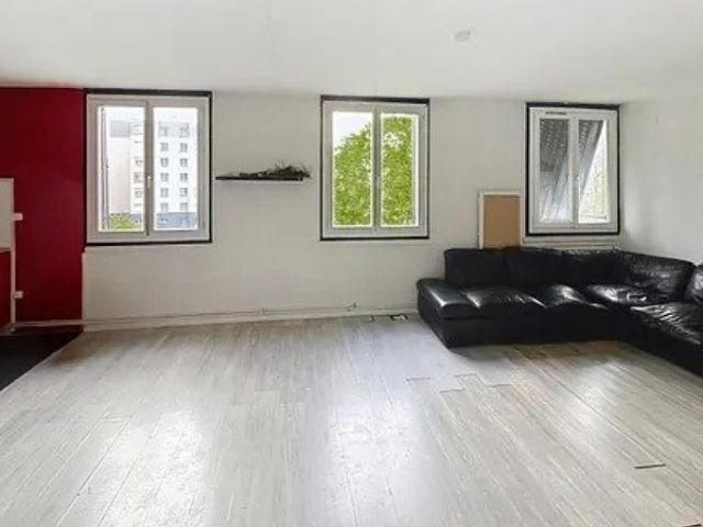 Stains / le globe: appartement 3pieces et cave