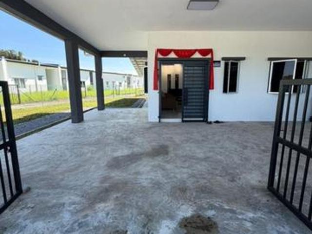 Stakan Mewah NEW Single Storey CORNER House For Rent Nice Unit