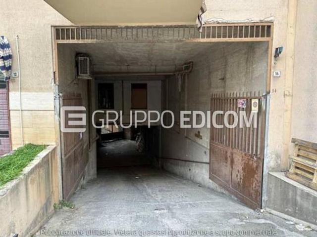 Stalle, scuderie, rimesse, autorimesse di 421.65 mq in vendita a Palermo Rif. 4549143