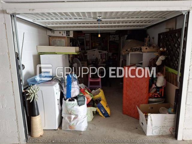 Stalle, scuderie, rimesse, autorimesse di 15 mq in vendita a Terni Rif. 4553349