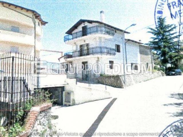 Stalle, scuderie, rimesse, autorimesse di 18 mq in vendita a Marano Principato Rif. 4554322
