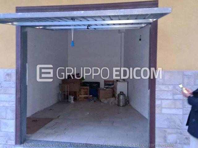 Stalle, scuderie, rimesse, autorimesse di 18 mq in vendita a Siracusa Rif. 4554747