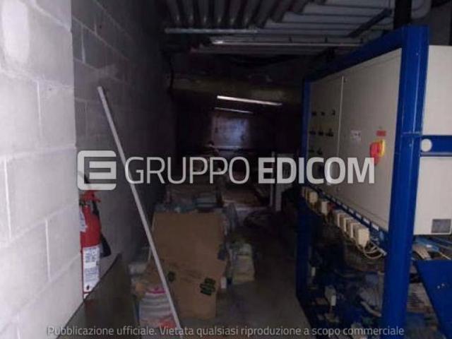 Stalle, scuderie, rimesse, autorimesse di 37 mq in vendita a Nizza Monferrato Rif. 4550439