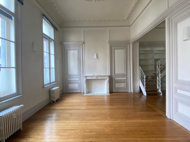 Stanby travaux Lille Hyper Centre T1bis 84 m²