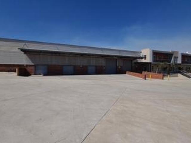 stand alone 5022sqm warehouse to let.