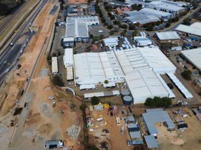 stand alone 6300sqm warehouse to lea.