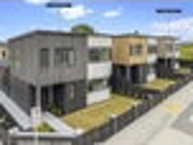 Stand Alone Luxury Living Vendor Says SELL!