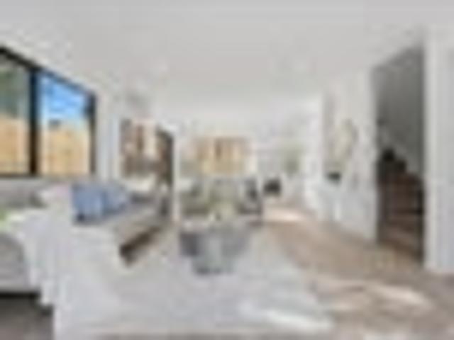 Standalone modern living in Quiet Prime Location