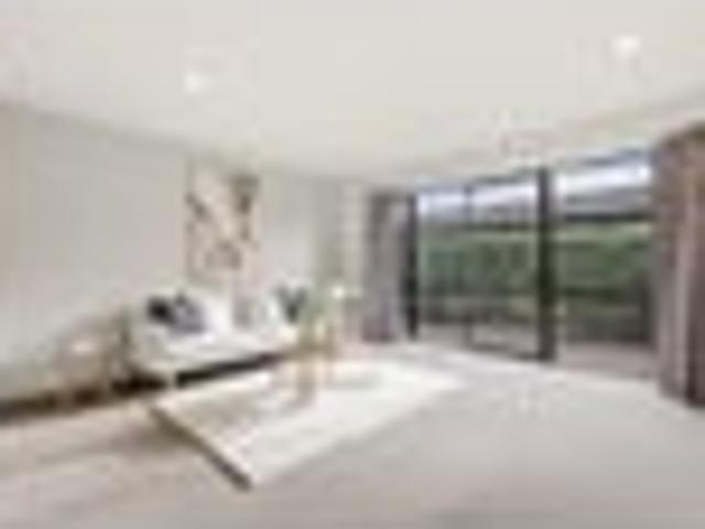 Standalone, Freehold & Double Garage