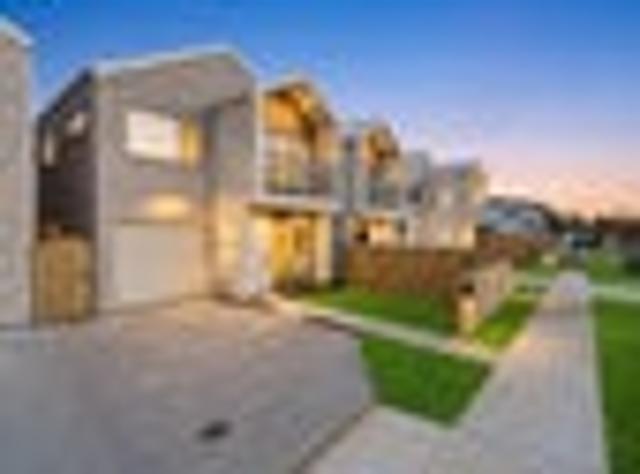 Standalone, Road frontage & Own Driveway