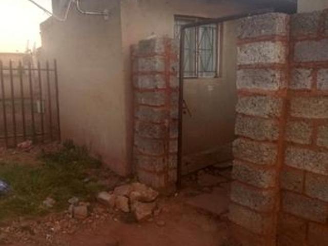 standard 1 bedroom rdp house with 3.