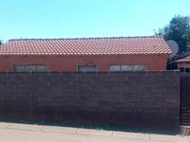 standard 2 bedroom house on the mark.