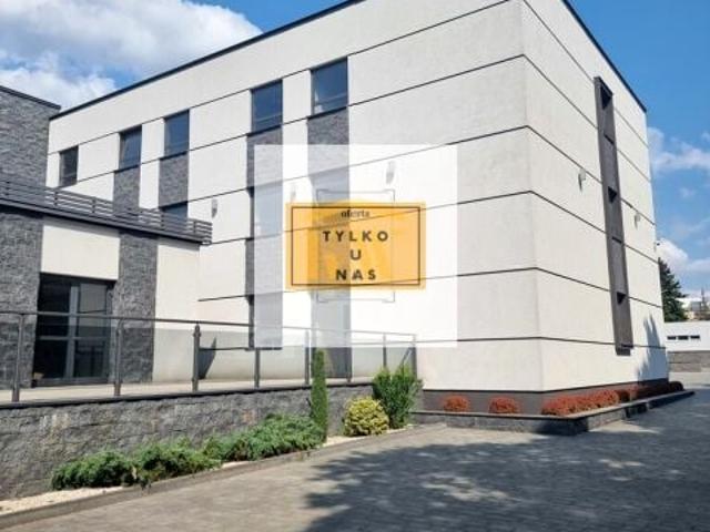Stanisława Zbrowskiego 1 755 m², Radom