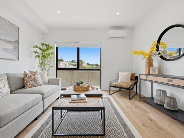 Stanmore Bay, 3 bedrooms