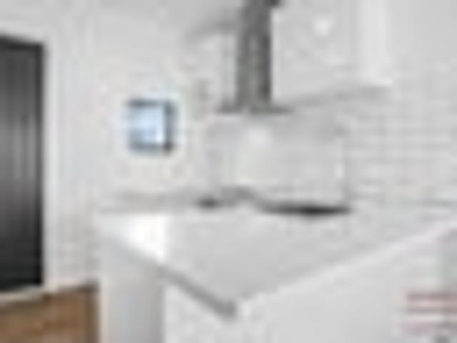 Stanmore Bay, 3 bedrooms, $650 pw