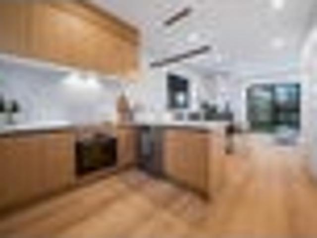 Stanmore Bay, 3 bedrooms, $695 pw