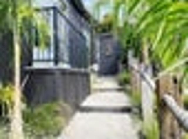 Stanmore Bay, 3 bedrooms, $750 pw