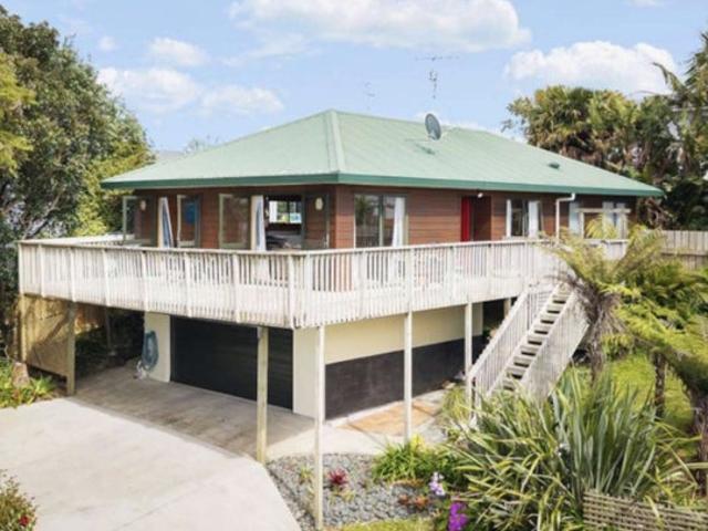 stanmore bay, 3 bedrooms