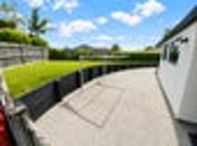 Stanmore Bay, 3 bedrooms, $850 pw