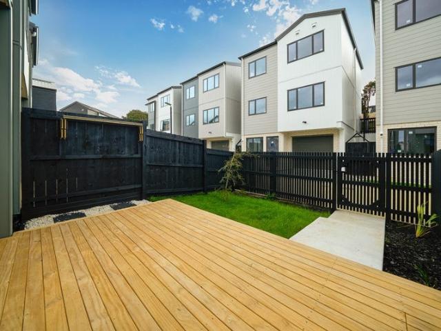 stanmore bay, 3 bedrooms
