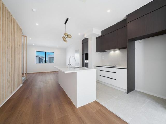 Stanmore Bay, 3 bedrooms