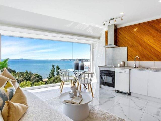 Stanmore Bay, 2 bedrooms
