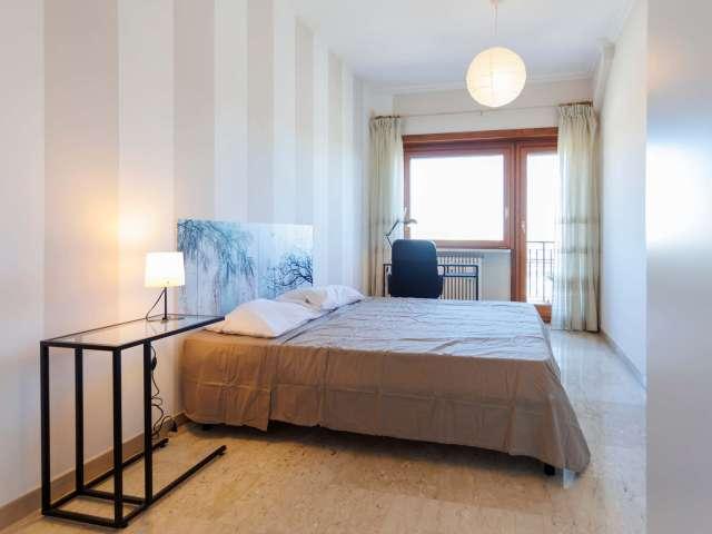 Stanza 10 in via Padre Semeria, Roma vista Castelli Romani