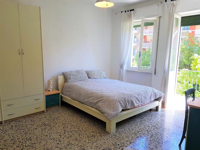 Stanza 1 Appartamento in Via delle Cave, Roma di 130 m² con 4 camere