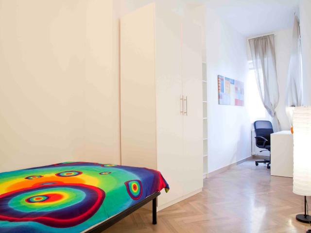 Stanza 5 in via Temistocle Calzecchi Onesti, Roma ROMA 3