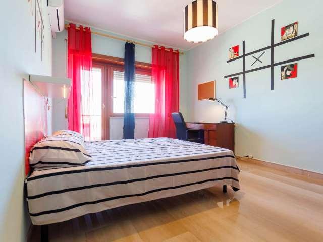 Stanza 8 in via Padre Semeria, Roma vista Castelli Romani