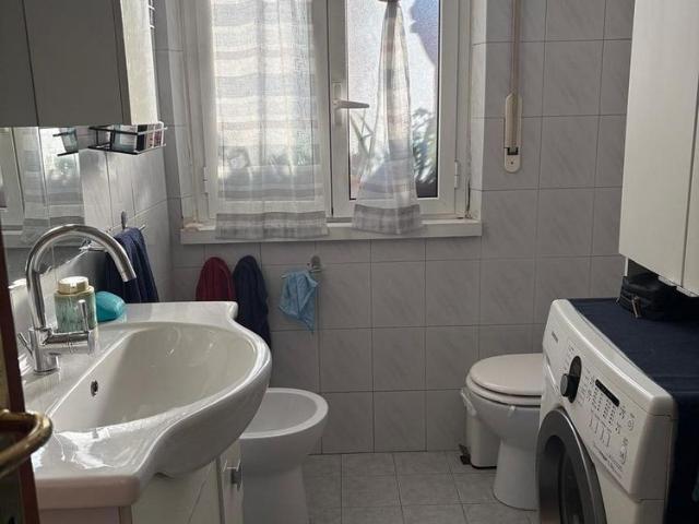 Stanza colli Albani Roma 500 euro