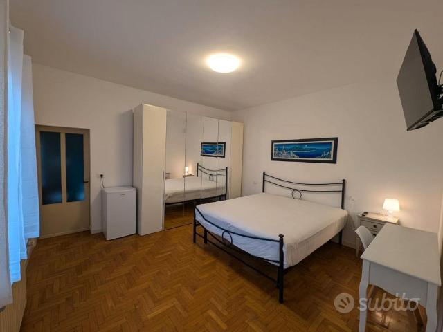Stanza con bagno privato a Stezzano