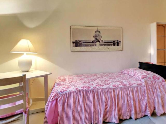 Stanza con bagno privato Via Frà Domenico Buonvicini 10, Firenze