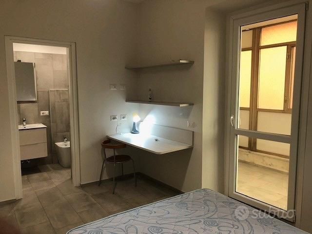 Stanza con bagno privato x studenti univ. torverg