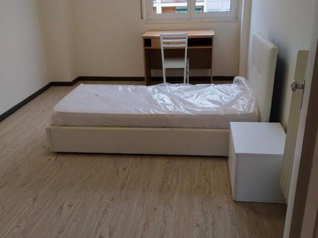 Stanza camera Brescia