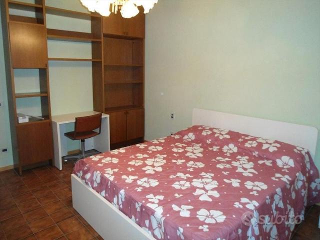 Stanza camera empoli firenze singola doppia