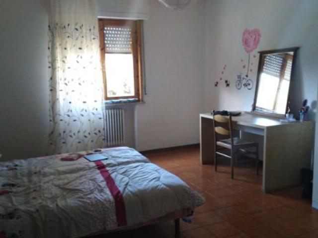 Stanza a Colle di Val D'Elsa